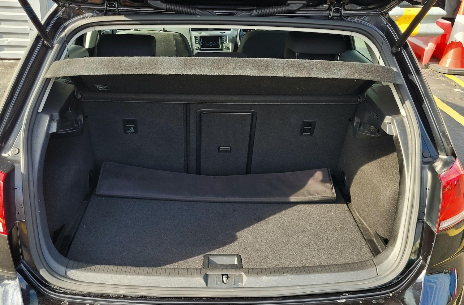 Used Volkswagen Golf 2015 for sale - 76317839: Photo 48