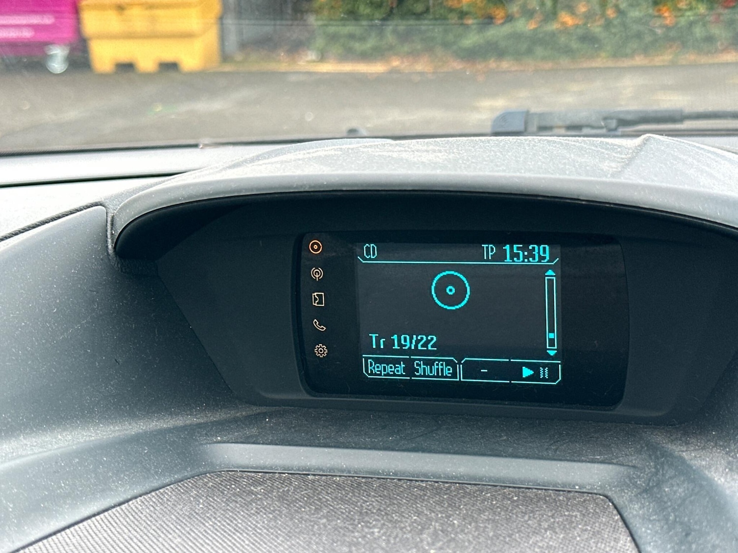 Used Ford C-Max 2014 for sale - 76441081: Photo 24