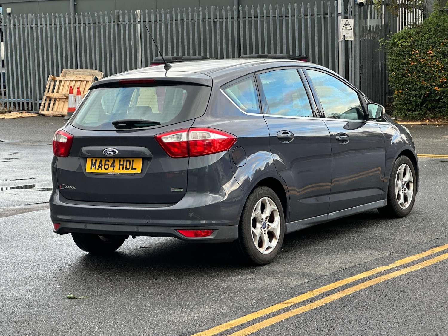 Used Ford C-Max 2014 for sale - 76441081: Photo 8
