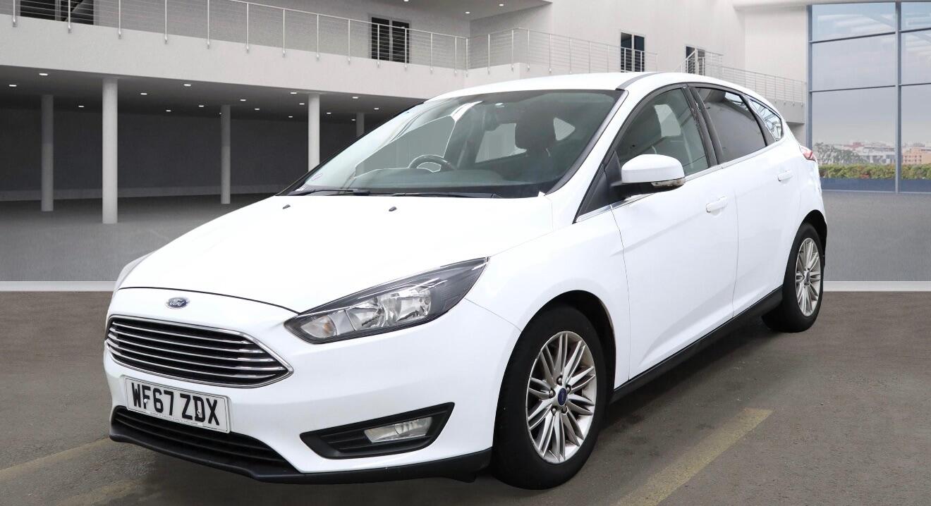 Used Ford Focus 2017 for sale - 76984904: Photo 2