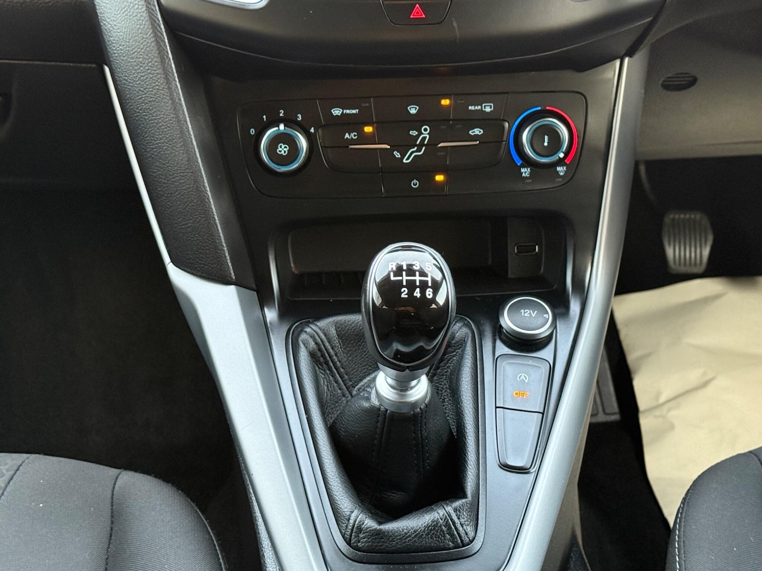 Used Ford Focus 2017 for sale - 76984904: Photo 37