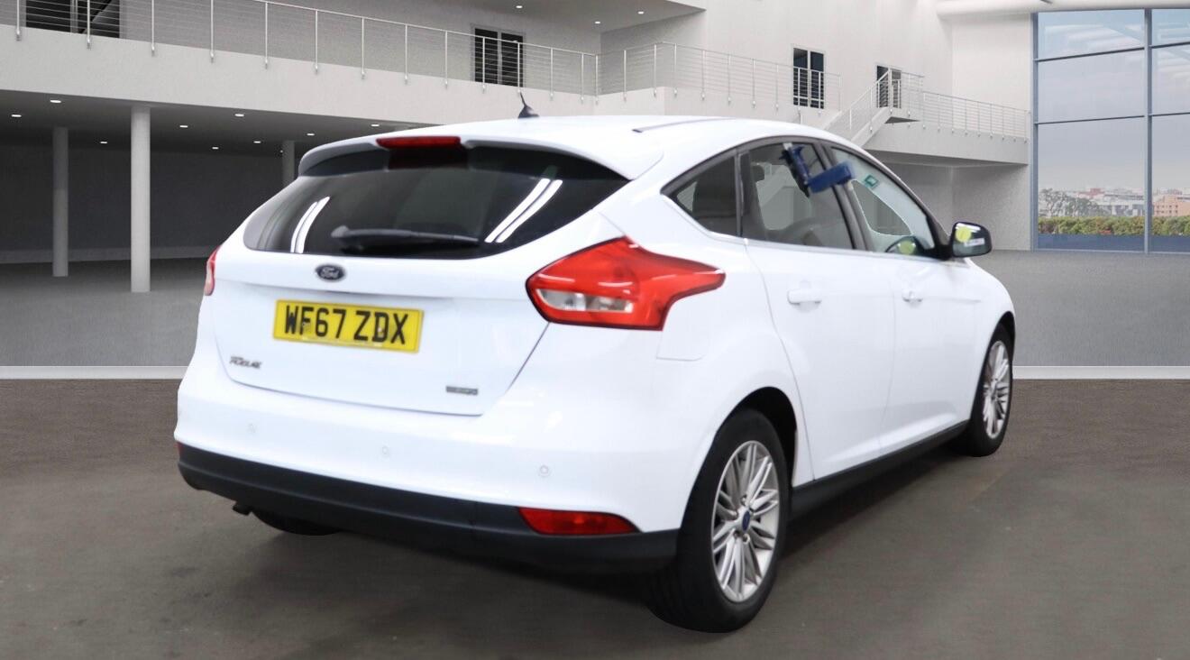 Used Ford Focus 2017 for sale - 76984904: Photo 4