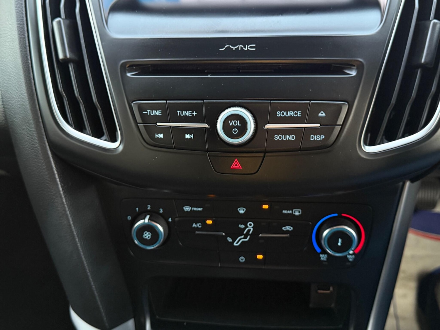 Used Ford Focus 2017 for sale - 76984904: Photo 47