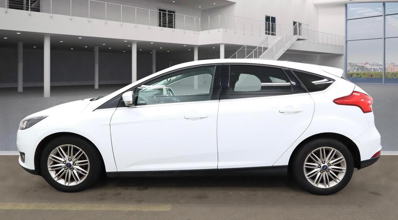 Used Ford Focus 2017 for sale - 76984904: Photo 6