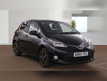 Used Toyota Yaris 2015 for sale - 79426745: Photo