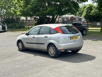 Used Ford Focus 2001 for sale - 78492535: Photo