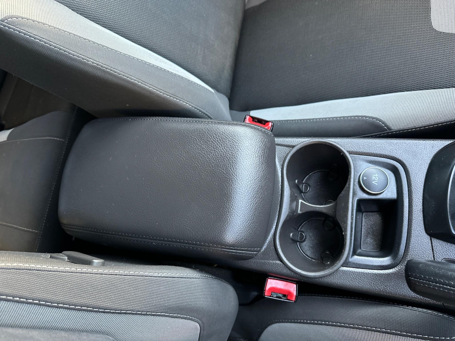 Used Ford Focus 2014 for sale - 76632651: Photo 13