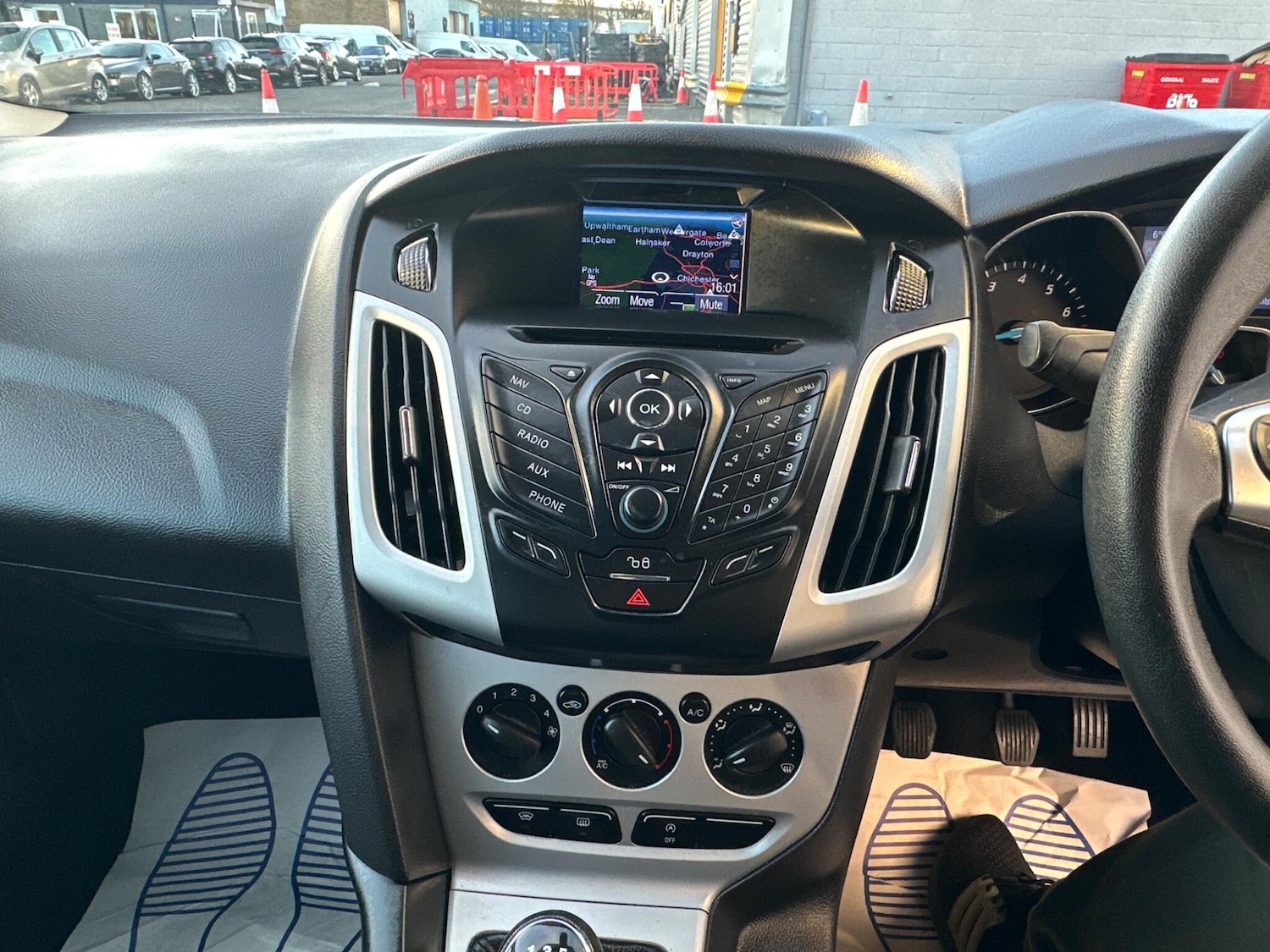 Used Ford Focus 2014 for sale - 76632651: Photo 15