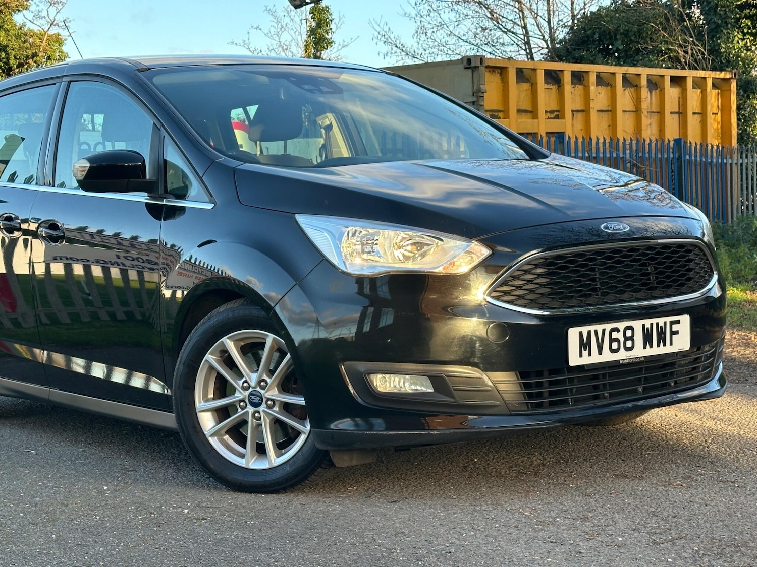 Used Ford Grand C-Max 2018 for sale - 77144210: Photo 3