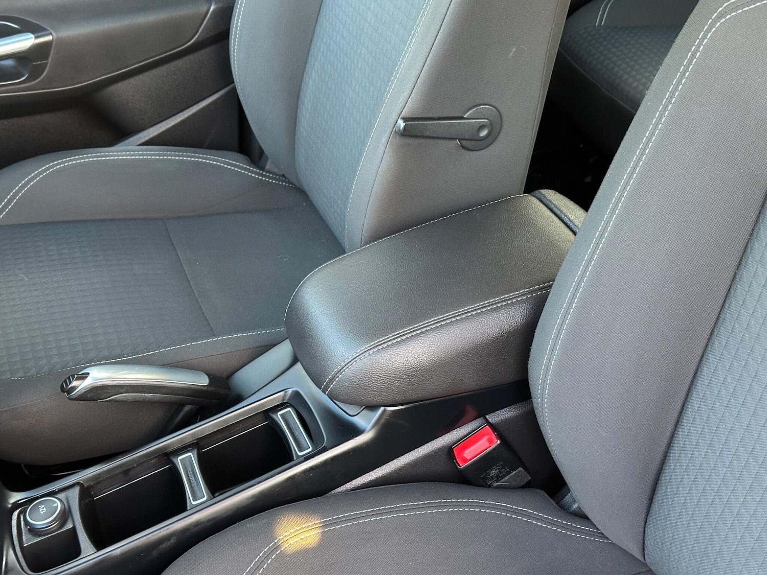 Used Ford Grand C-Max 2018 for sale - 77144210: Photo 65