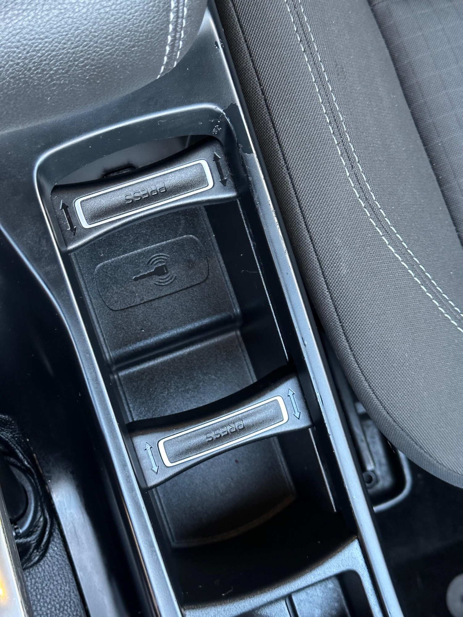 Used Ford Grand C-Max 2018 for sale - 77144210: Photo 73