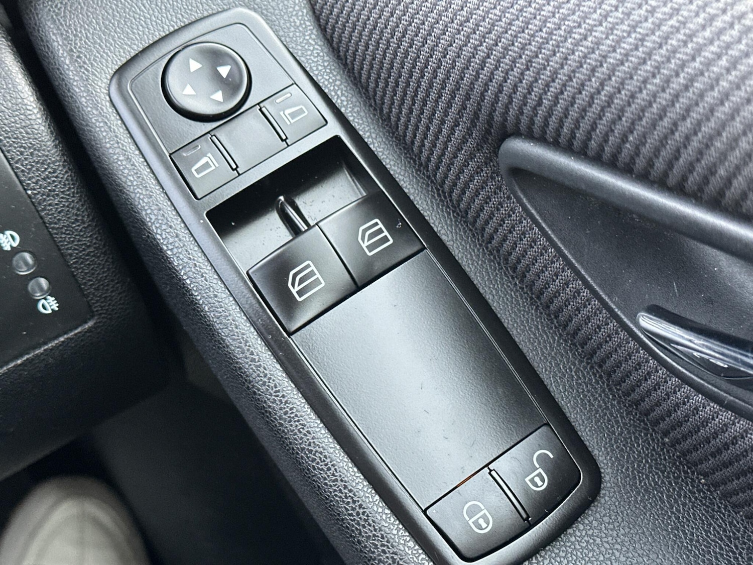 Used Mercedes-Benz A-Class 2009 for sale - 76422720: Photo 18