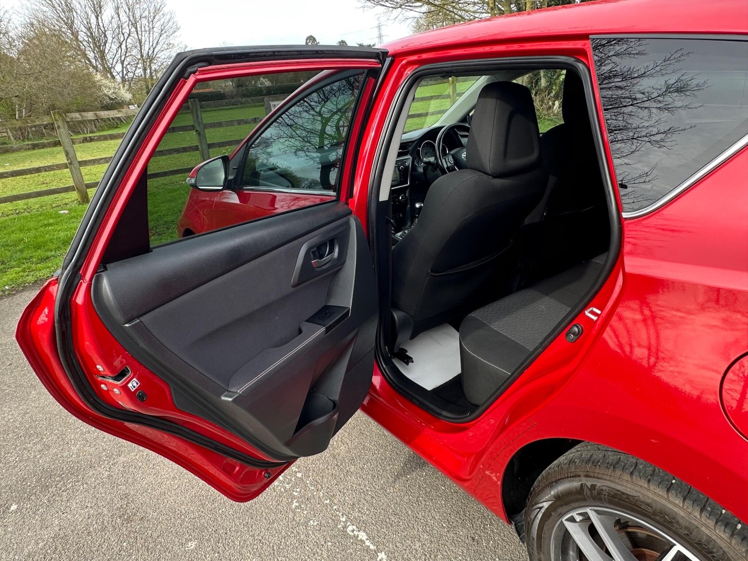 Used Toyota Auris 2015 for sale - 77883574: Photo 38