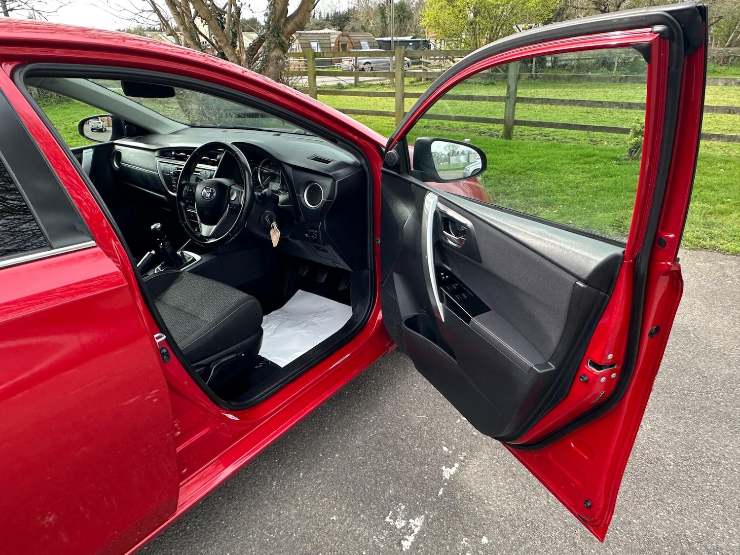 Used Toyota Auris 2015 for sale - 77883574: Photo 42