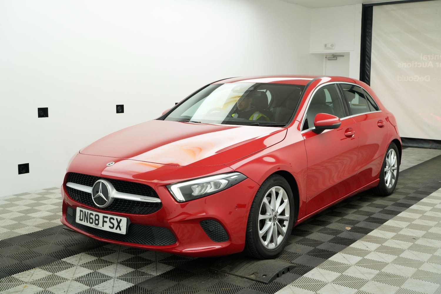 Used Mercedes-Benz A-Class 2018 for sale - 78047222: Photo 3
