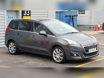 Used Peugeot 5008 2014 for sale - 75609804: Photo