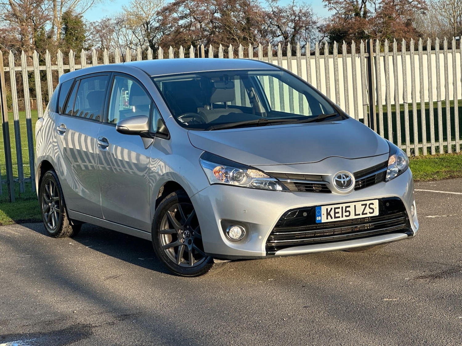 Used Toyota Verso 2015 for sale - 77440917: Photo 1