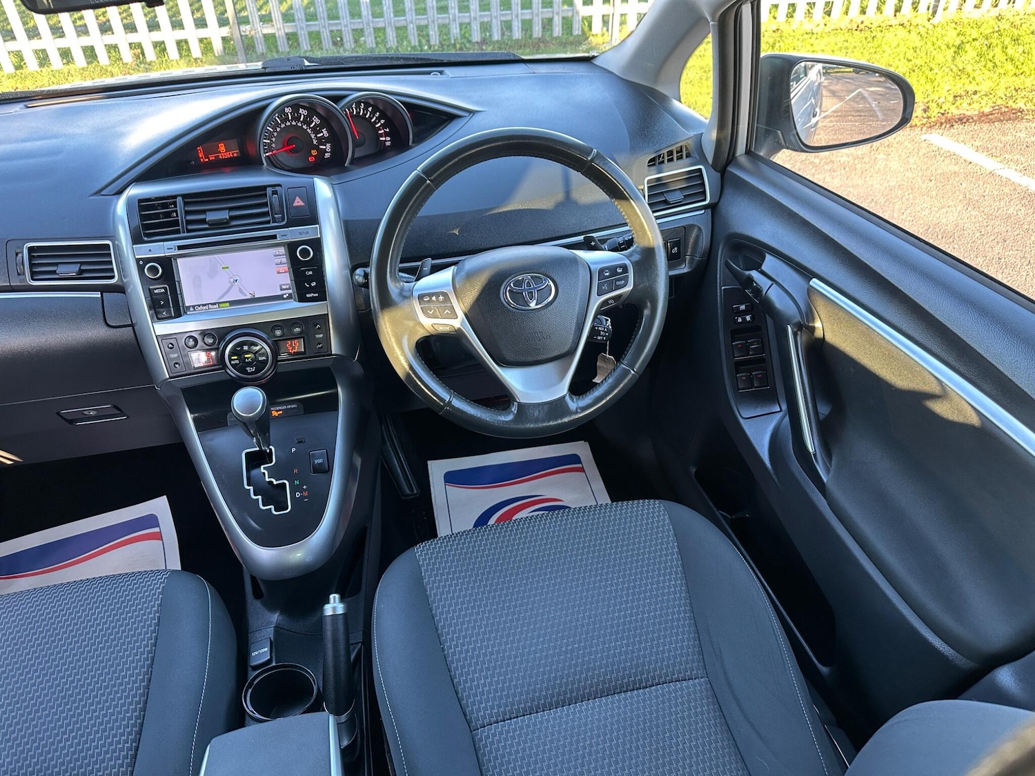 Used Toyota Verso 2015 for sale - 77440917: Photo 15