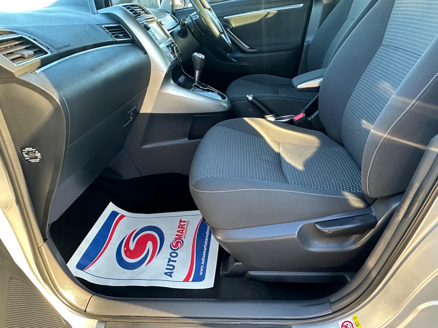 Used Toyota Verso 2015 for sale - 77440917: Photo 65