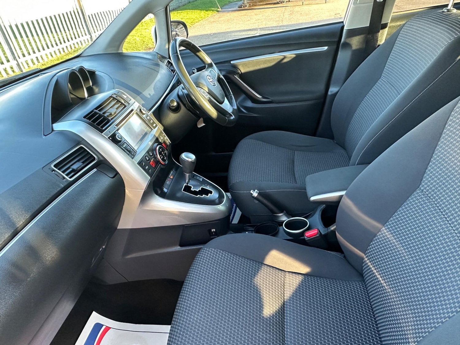 Used Toyota Verso 2015 for sale - 77440917: Photo 66