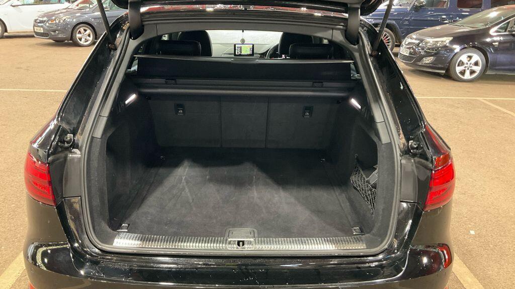 Used Audi A4 2018 for sale - 77957767: Photo 11