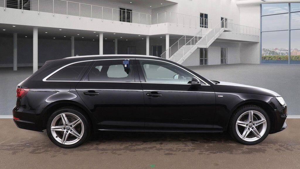 Used Audi A4 2018 for sale - 77957767: Photo 5