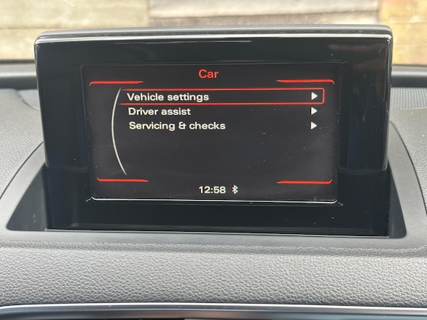 Used Audi Q3 2014 for sale - 74653216: Photo 41