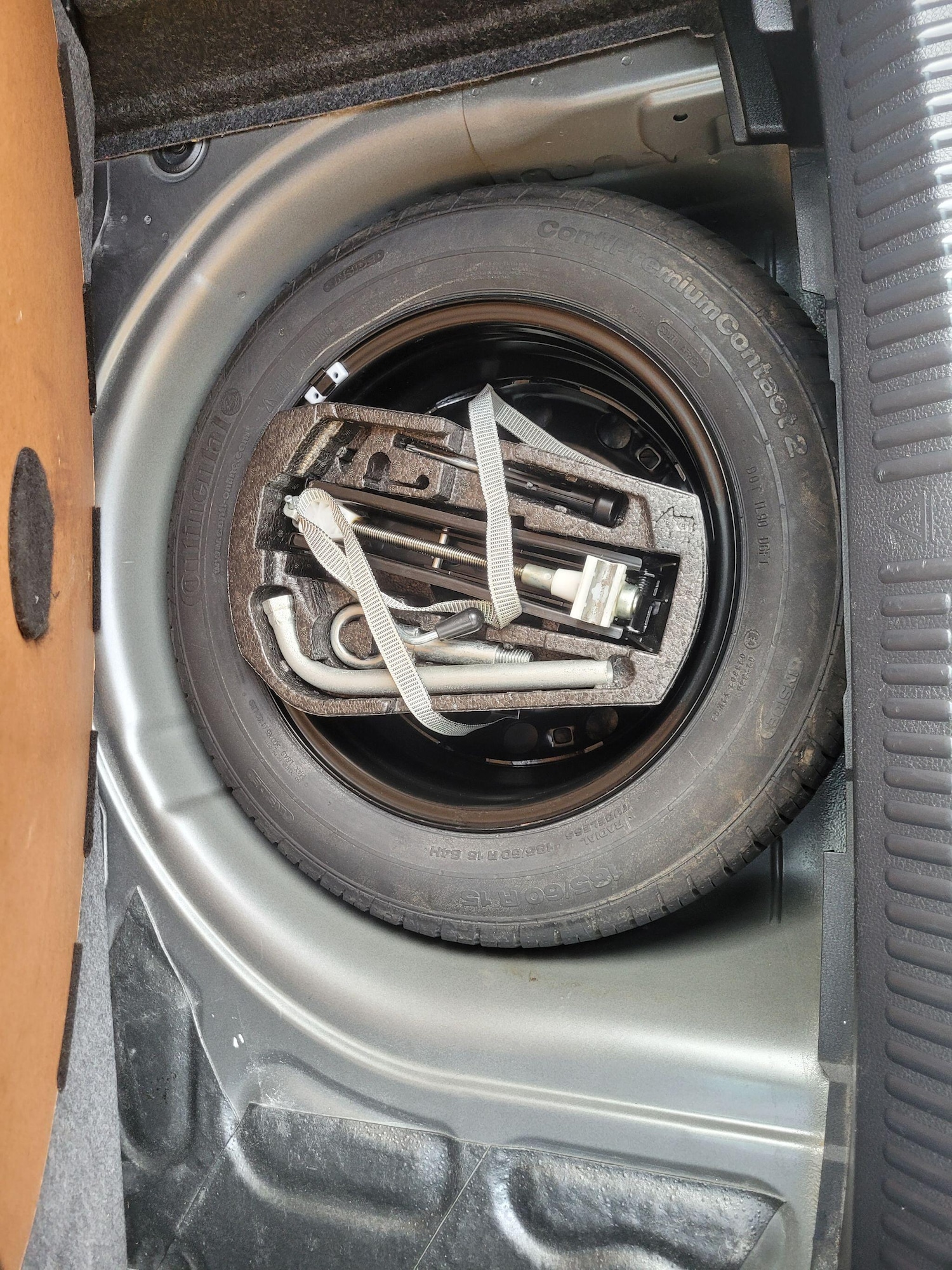 Used Volkswagen Polo 2015 for sale - 76831821: Photo 22