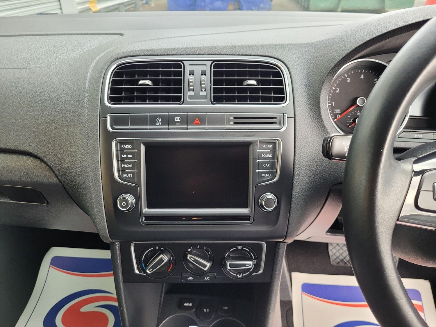 Used Volkswagen Polo 2015 for sale - 76831821: Photo 29