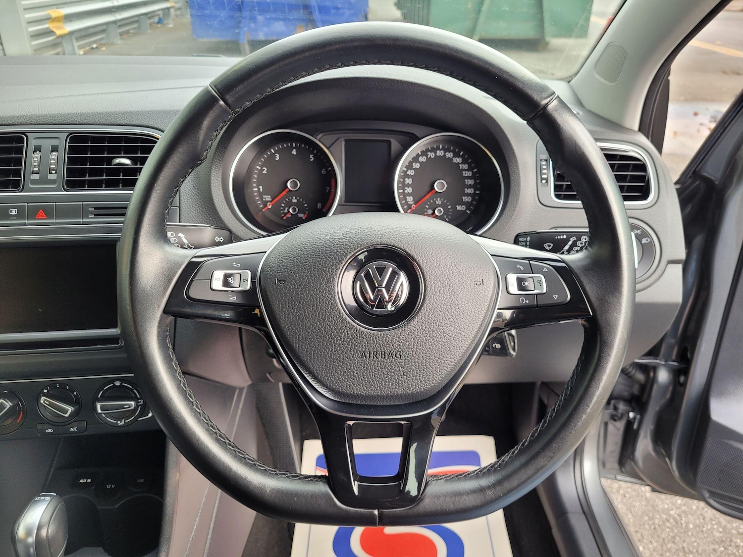 Used Volkswagen Polo 2015 for sale - 76831821: Photo 31