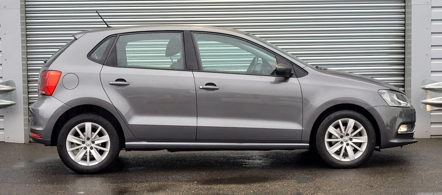 Used Volkswagen Polo 2015 for sale - 76831821: Photo 4