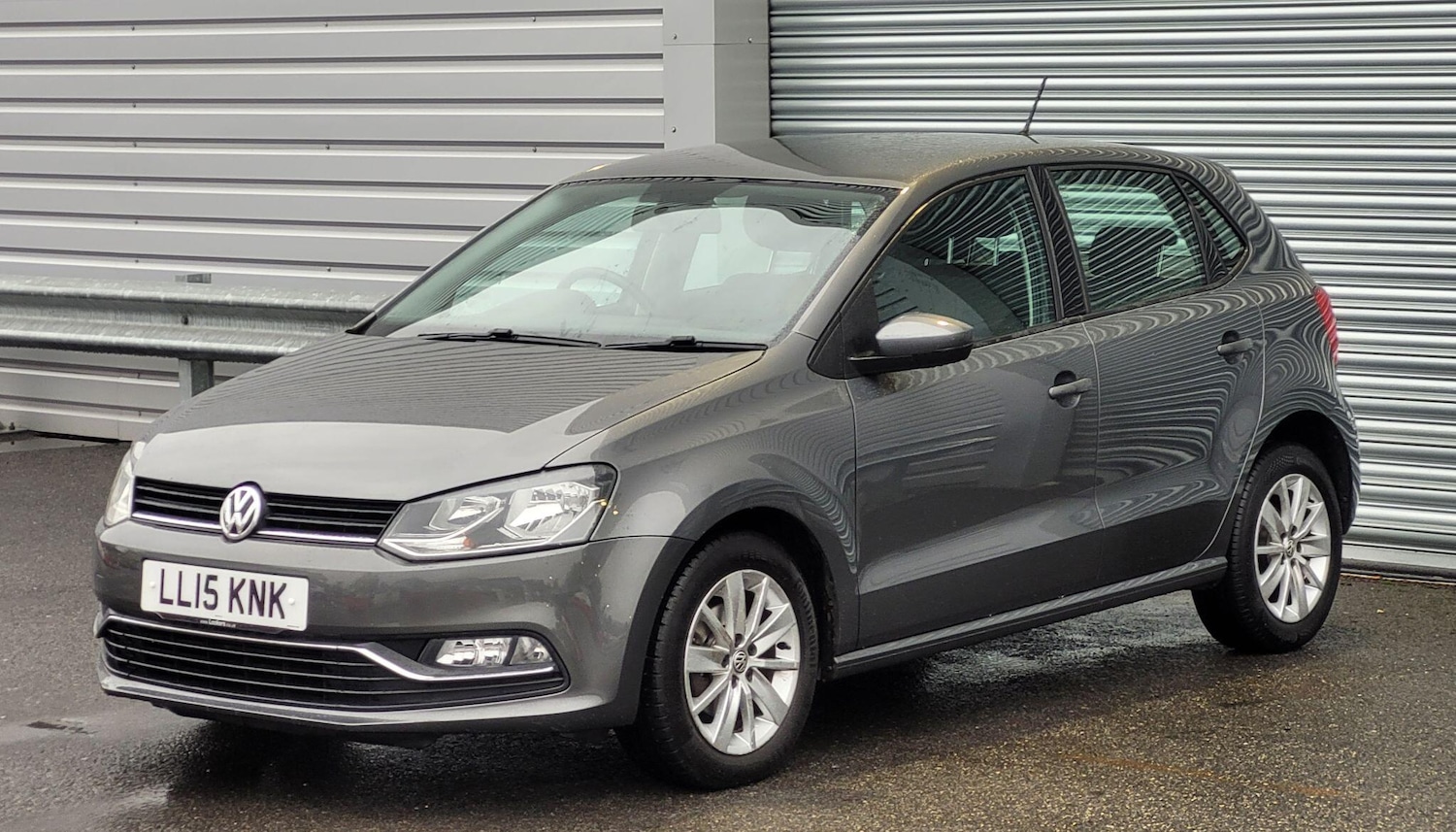 Used Volkswagen Polo 2015 for sale - 76831821: Photo 6