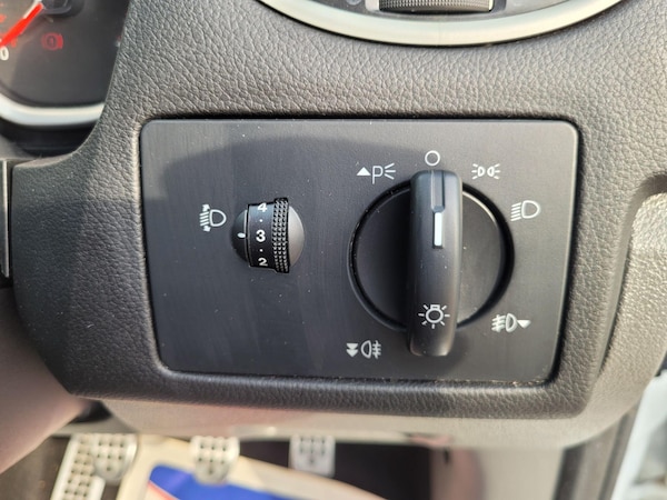 Used Ford Focus 2010 for sale - 76166757: Photo 29