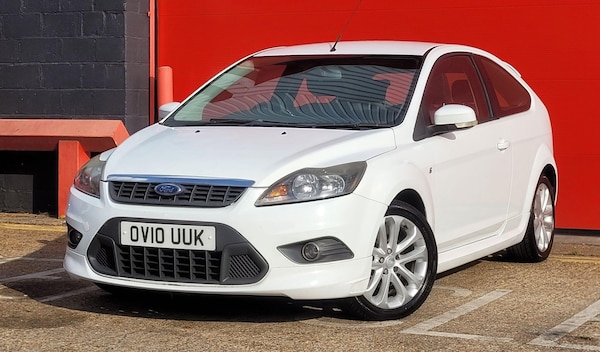 Used Ford Focus 2010 for sale - 76166757: Photo 2