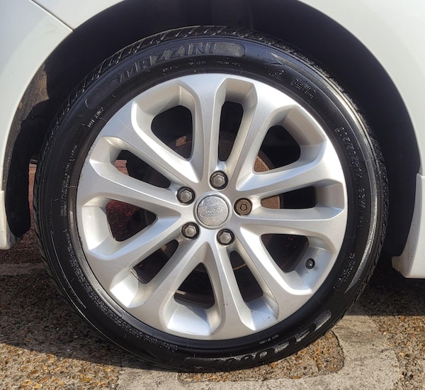 Used Ford Focus 2010 for sale - 76166757: Photo 40