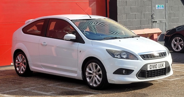 Used Ford Focus 2010 for sale - 76166757: Photo 4