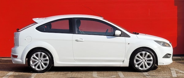 Used Ford Focus 2010 for sale - 76166757: Photo 7