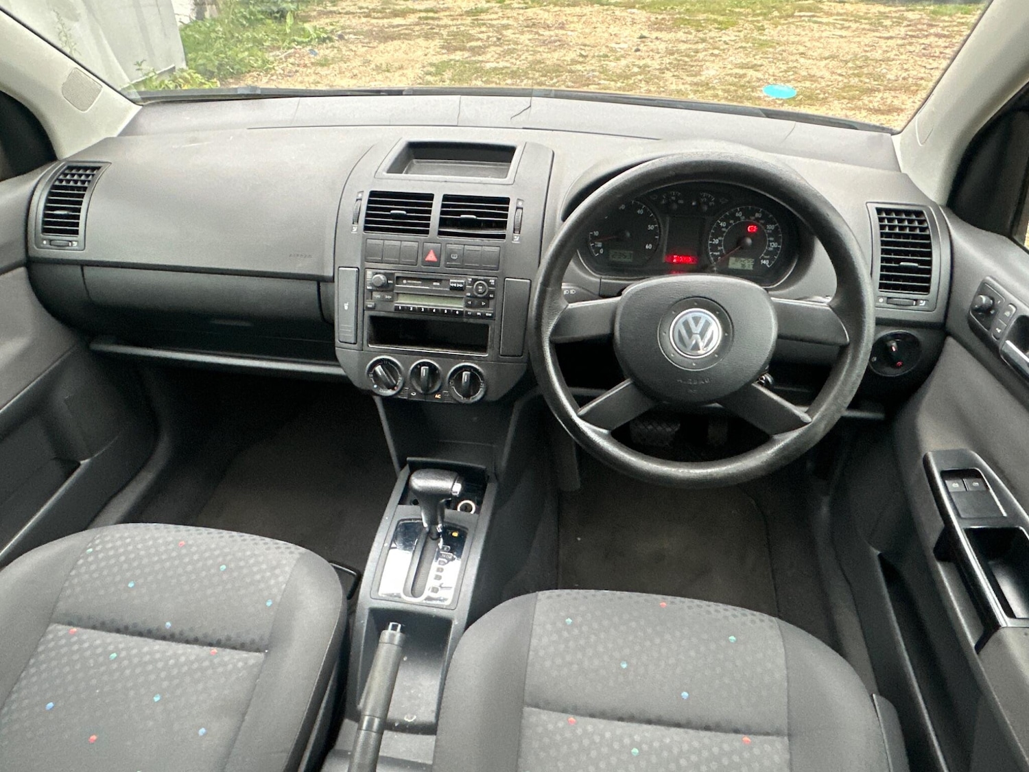 Used Volkswagen Polo 2004 for sale - 76246494: Photo 11