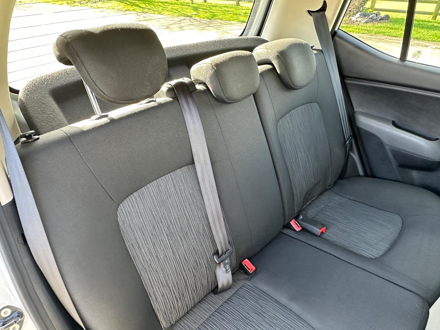 Used Hyundai i10 2012 for sale - 77839830: Photo 29