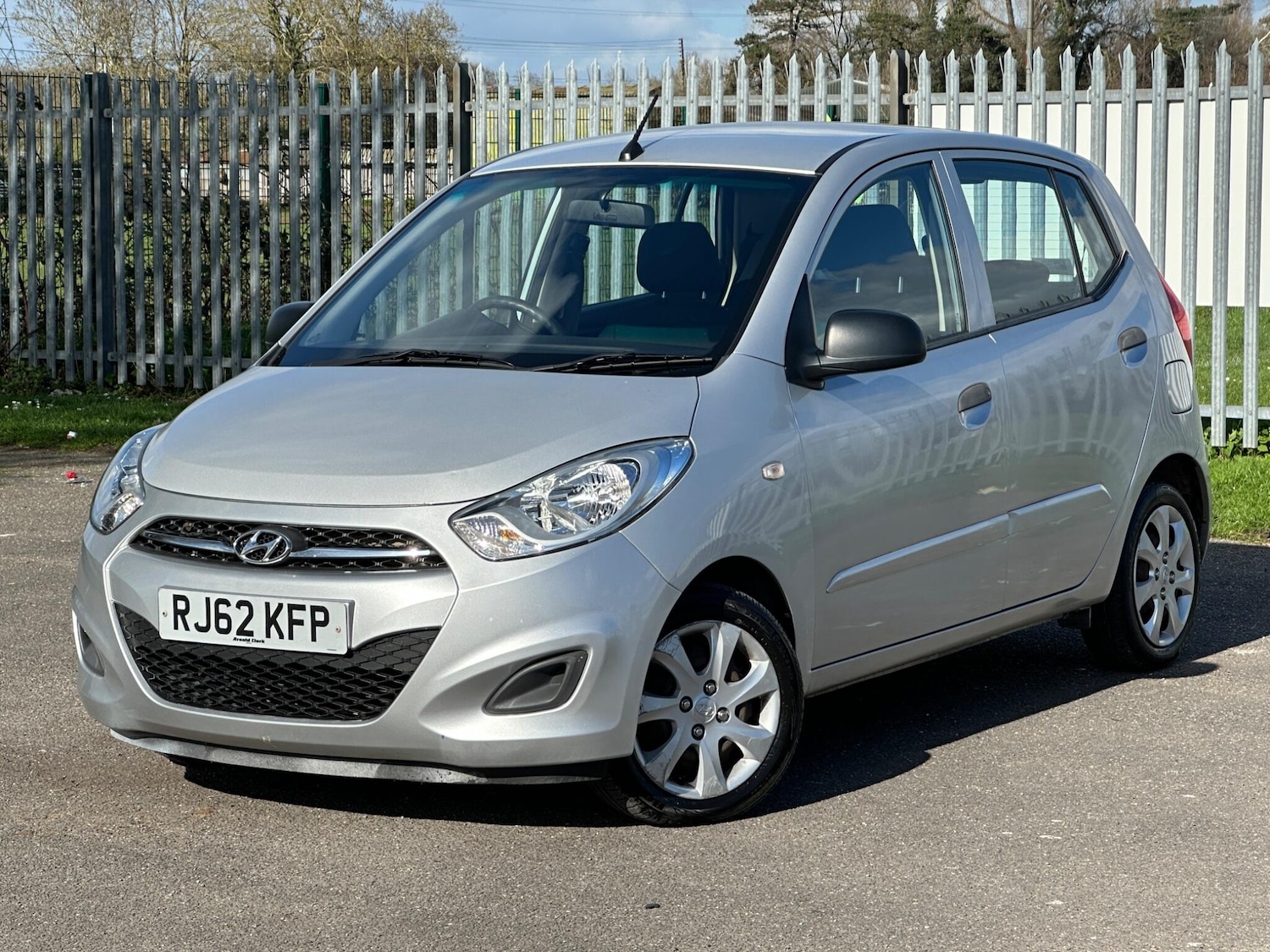 Used Hyundai i10 2012 for sale - 77839830: Photo 3