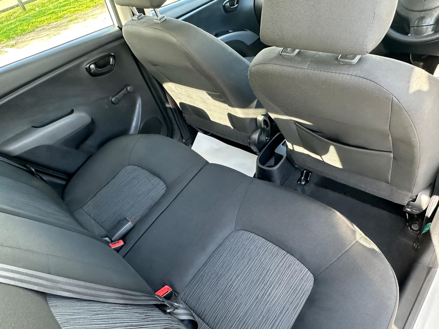 Used Hyundai i10 2012 for sale - 77839830: Photo 32