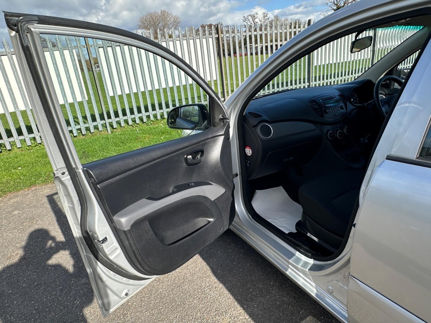 Used Hyundai i10 2012 for sale - 77839830: Photo 37