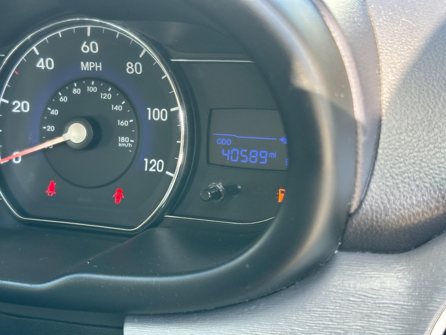 Used Hyundai i10 2012 for sale - 77839830: Photo 50