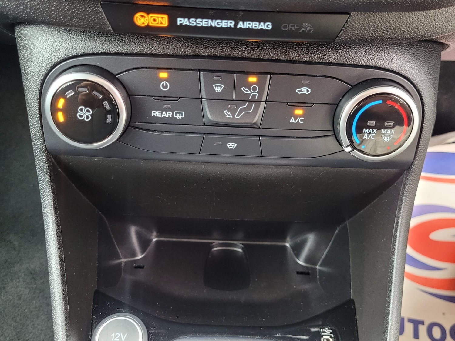 Used Ford Fiesta 2018 for sale - 76318193: Photo 41