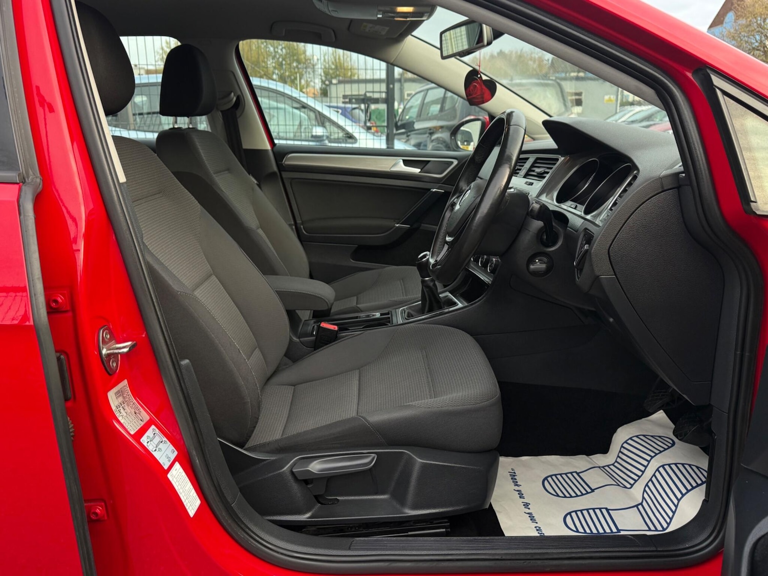 Used Volkswagen Golf 2015 for sale - 76984893: Photo 15