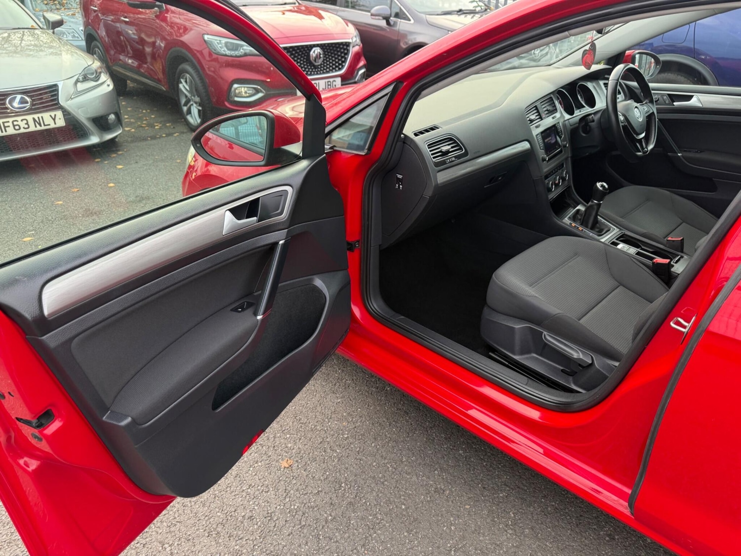 Used Volkswagen Golf 2015 for sale - 76984893: Photo 18