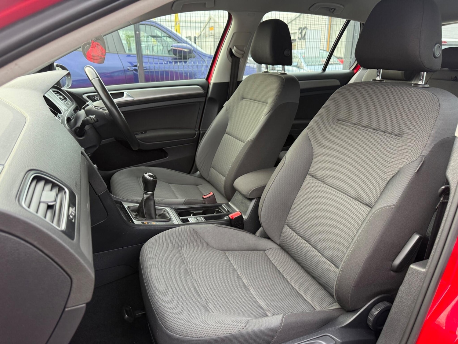 Used Volkswagen Golf 2015 for sale - 76984893: Photo 21