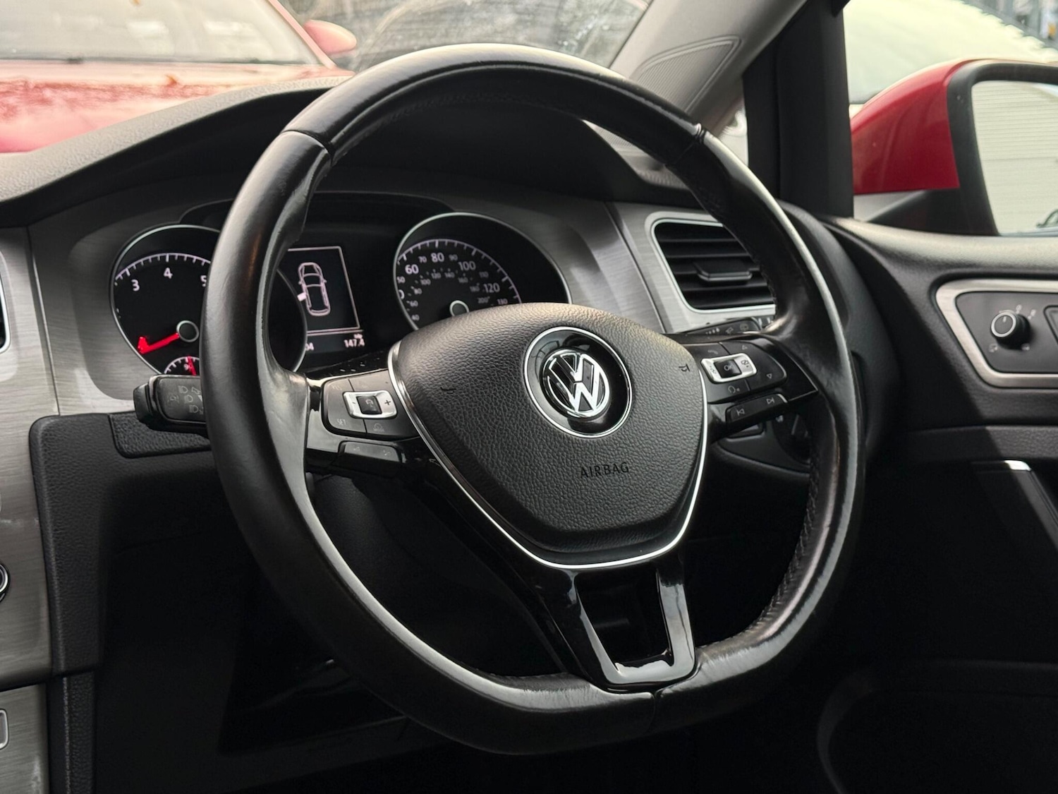 Used Volkswagen Golf 2015 for sale - 76984893: Photo 24