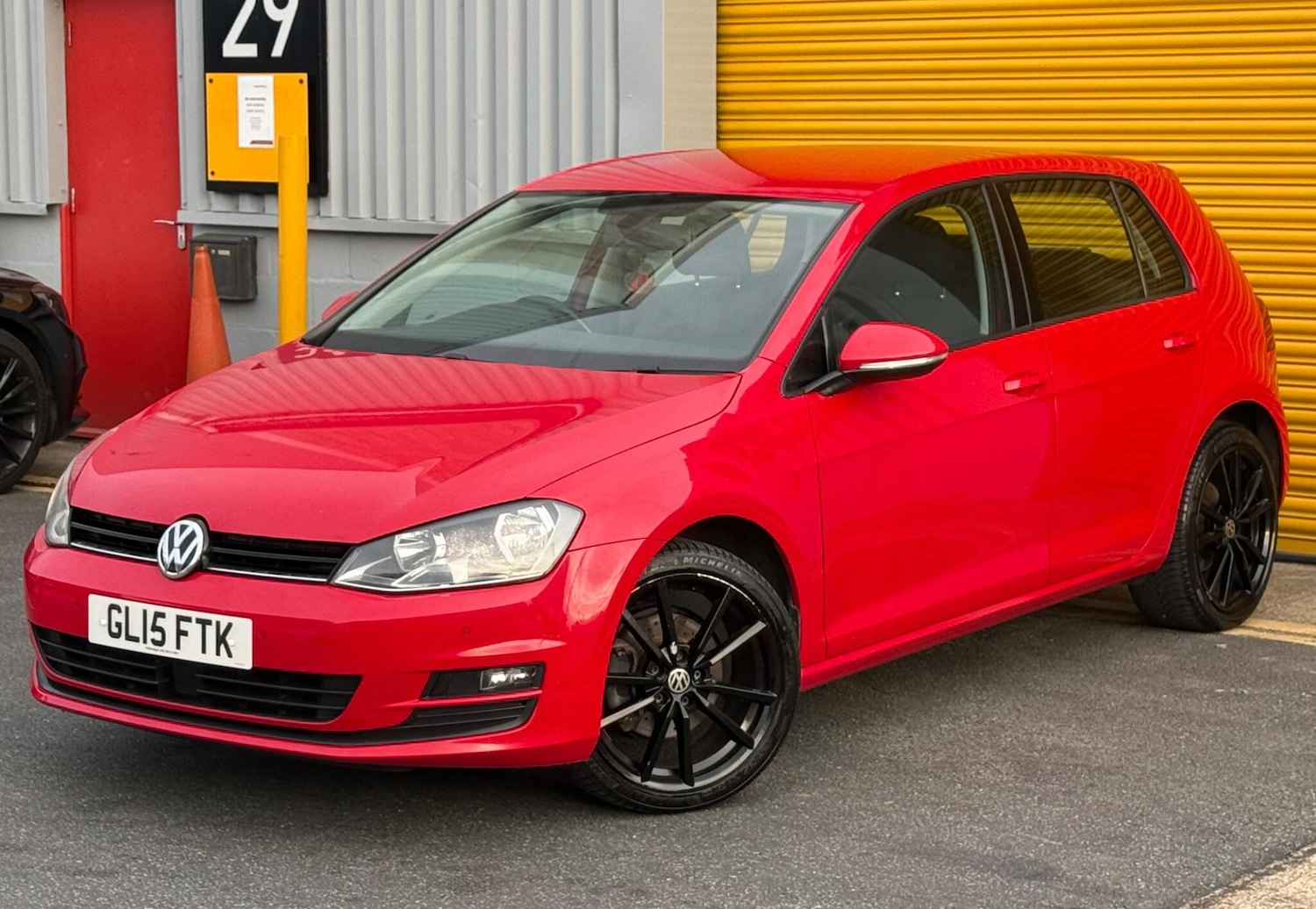 Used Volkswagen Golf 2015 for sale - 76984893: Photo 3