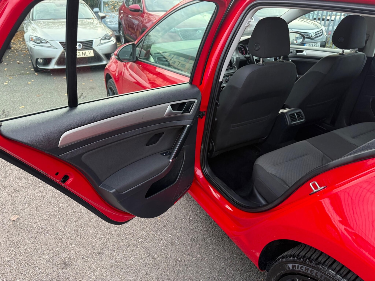 Used Volkswagen Golf 2015 for sale - 76984893: Photo 30